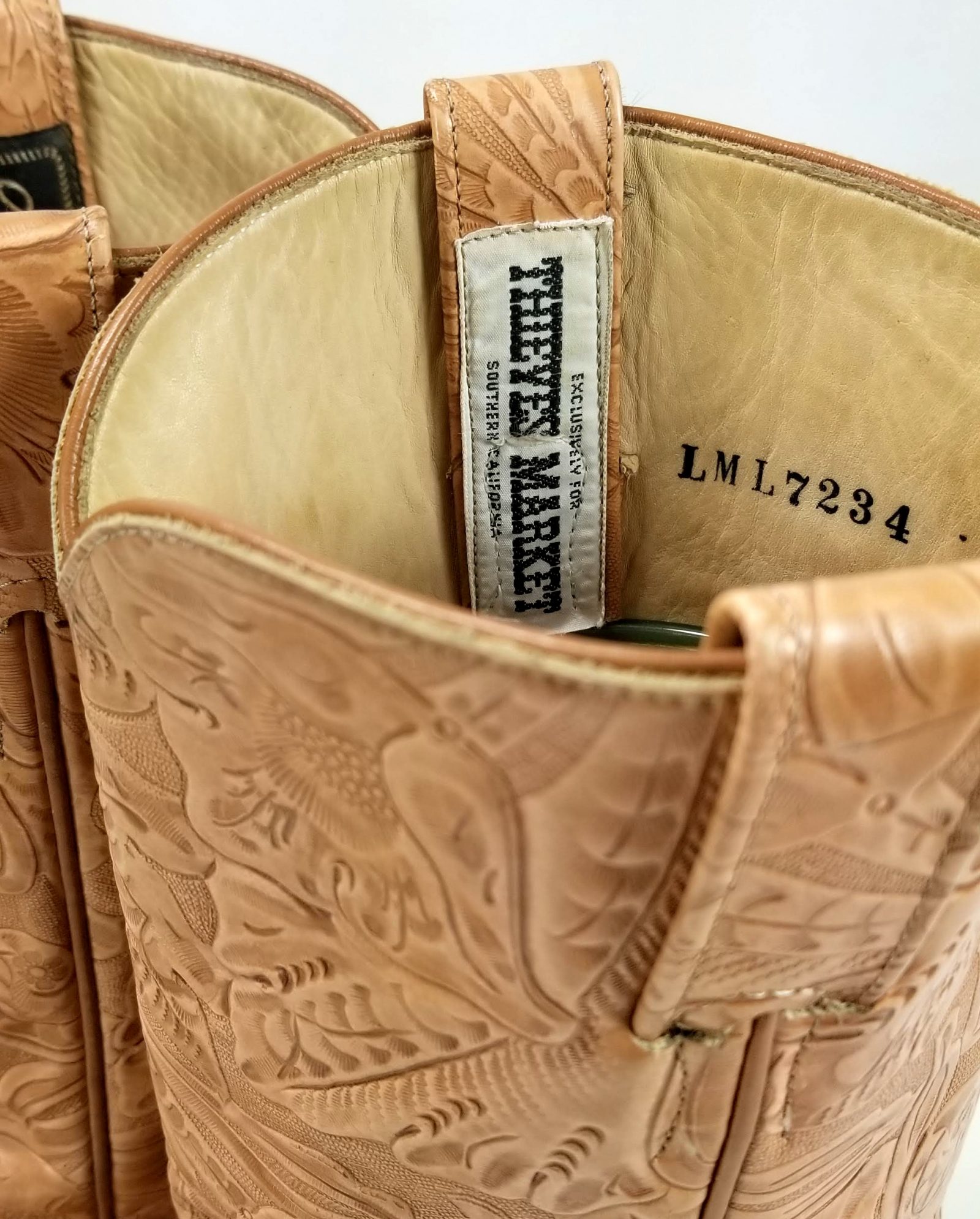 larry mahan vintage women