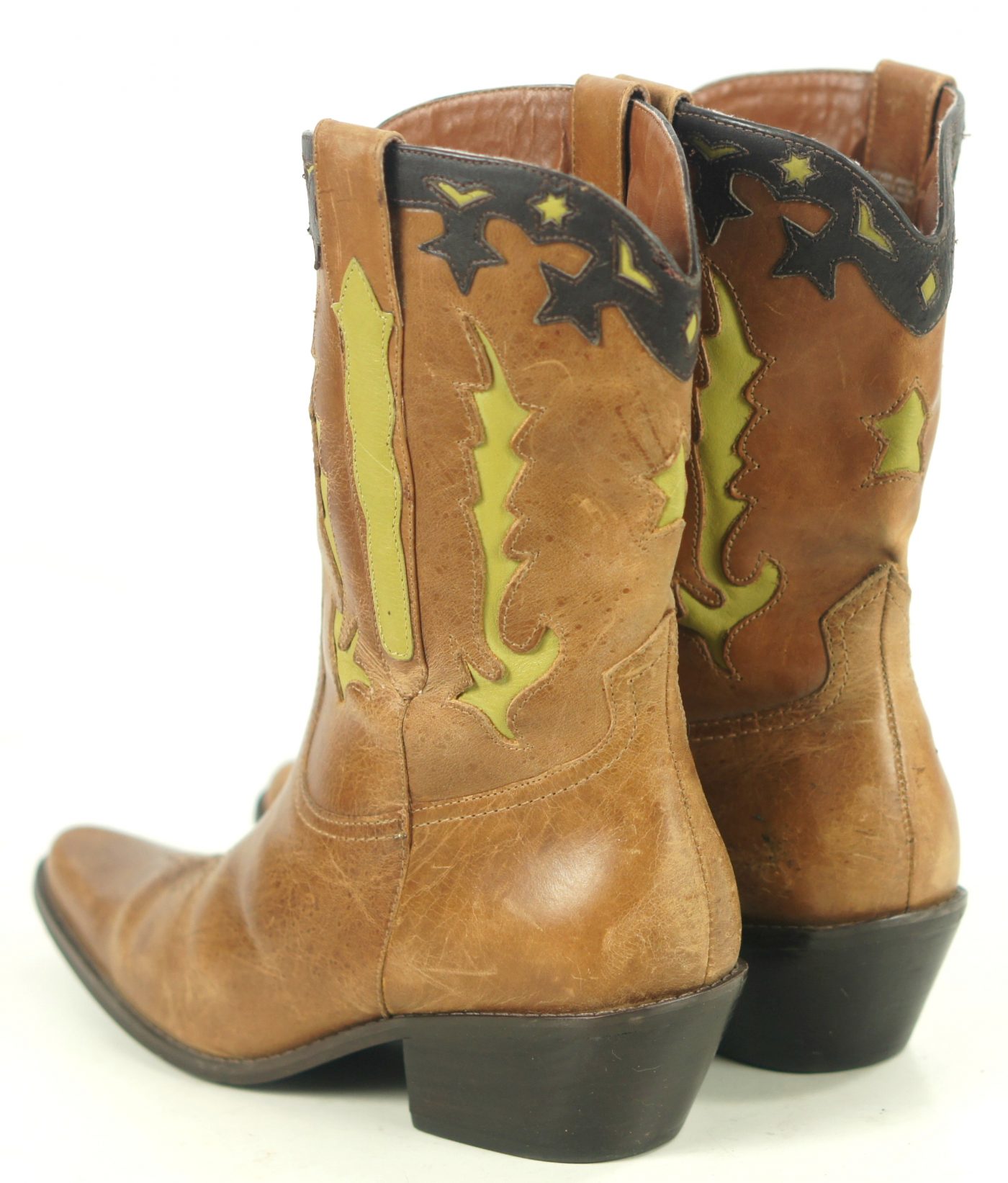 short cowgirl boots women