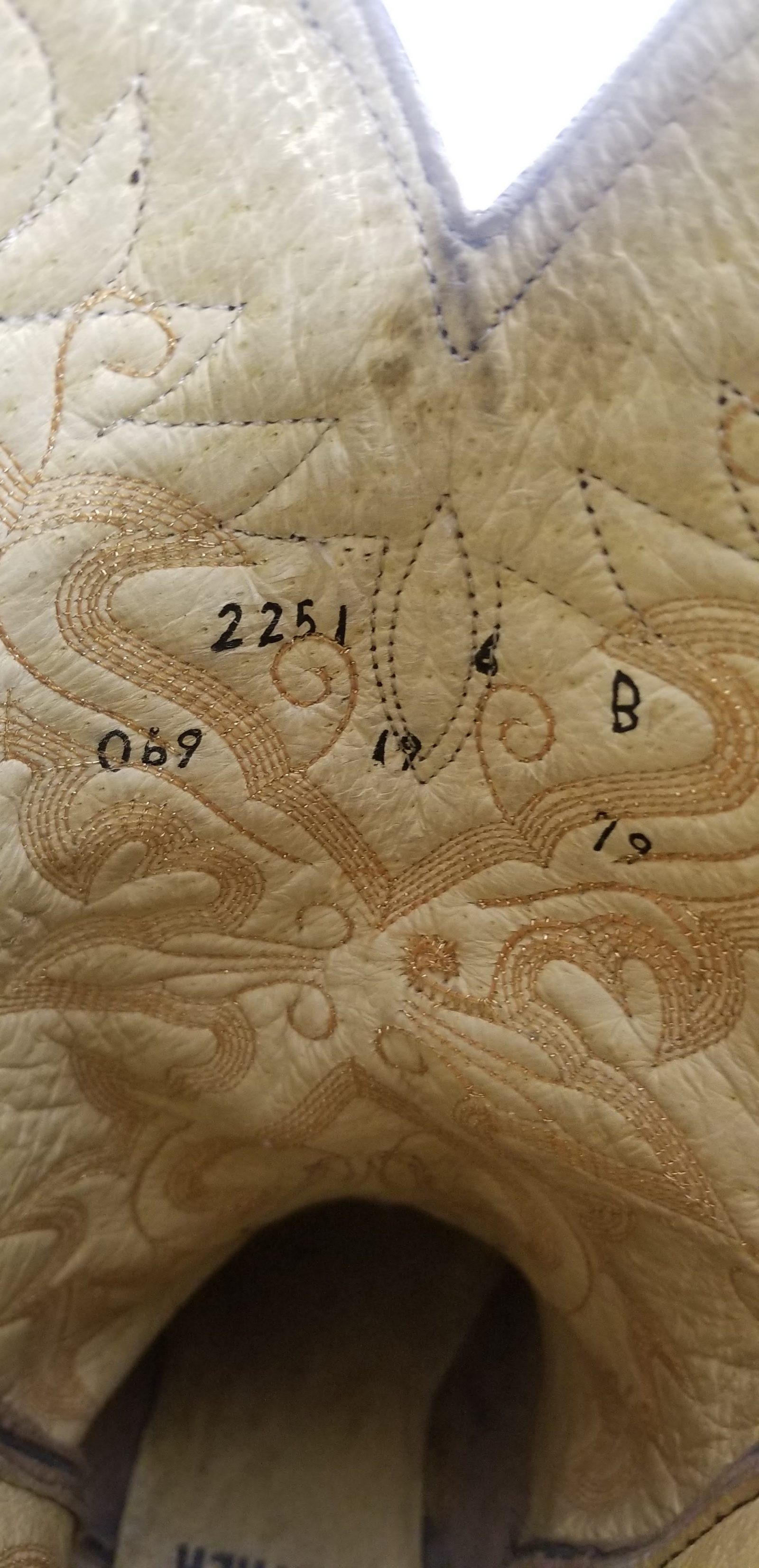 Rockin Leather Handcrafted Distressed Cowboy Boots Inlay Gold Stitch Women