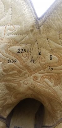 Rockin Leather Handcrafted Distressed Cowboy Boots Inlay Gold Stitch Women