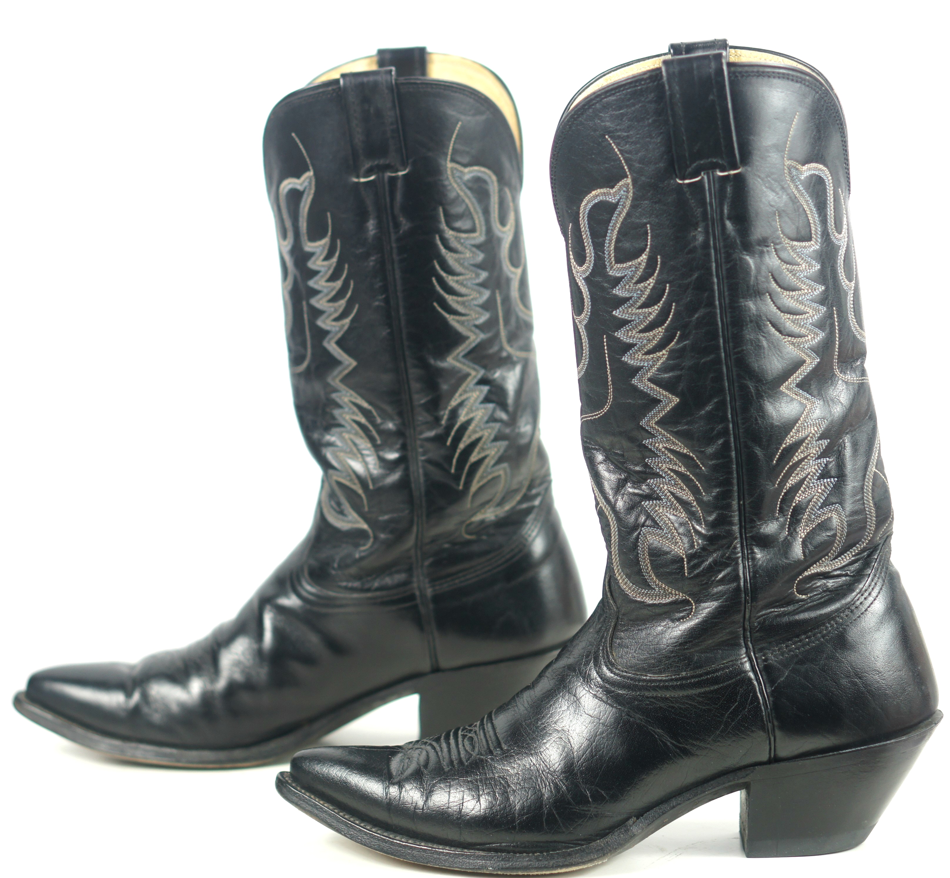 cowboy boots black pants