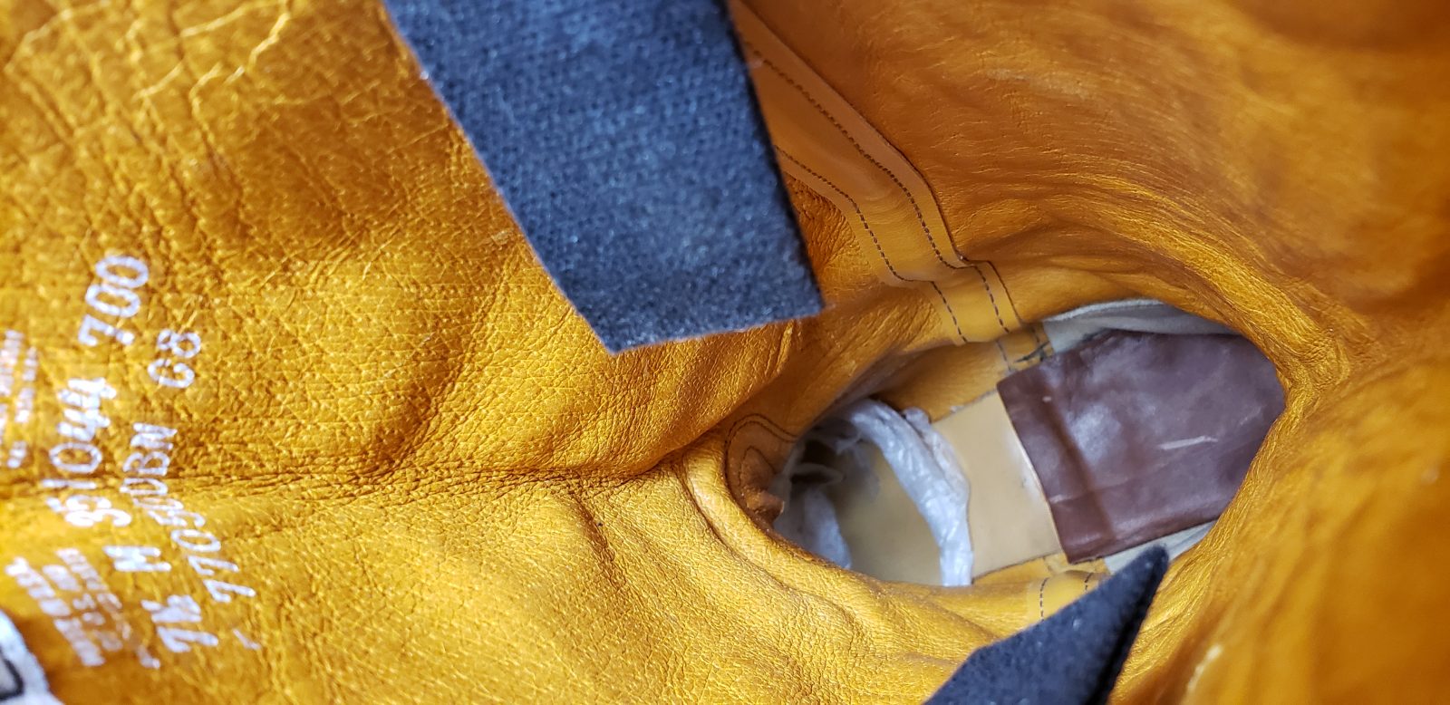 Frye 77050 Distressed Brown Leather Campus Boots US Made Cloth Pulls Women