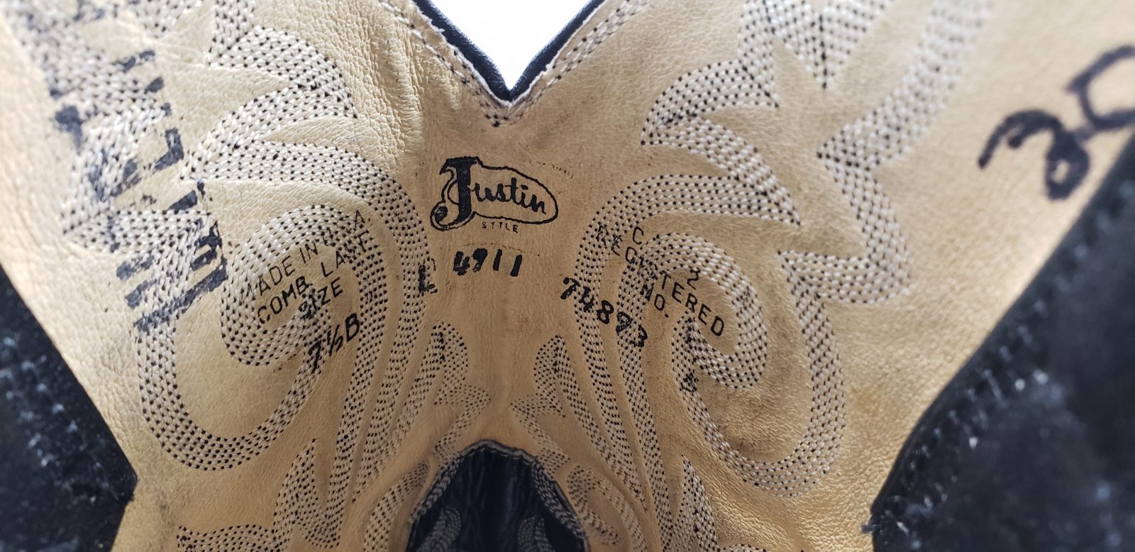 Justin Black Leather Cowboy Western Boots Vintage US Made Boho Women