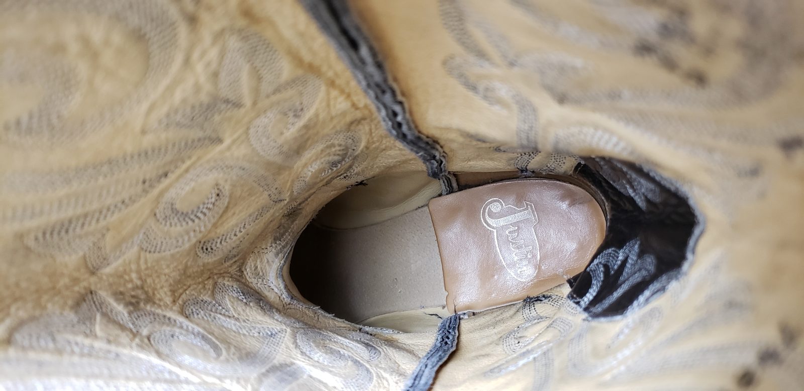 Justin Black Leather Cowboy Western Boots Vintage US Made Boho Women