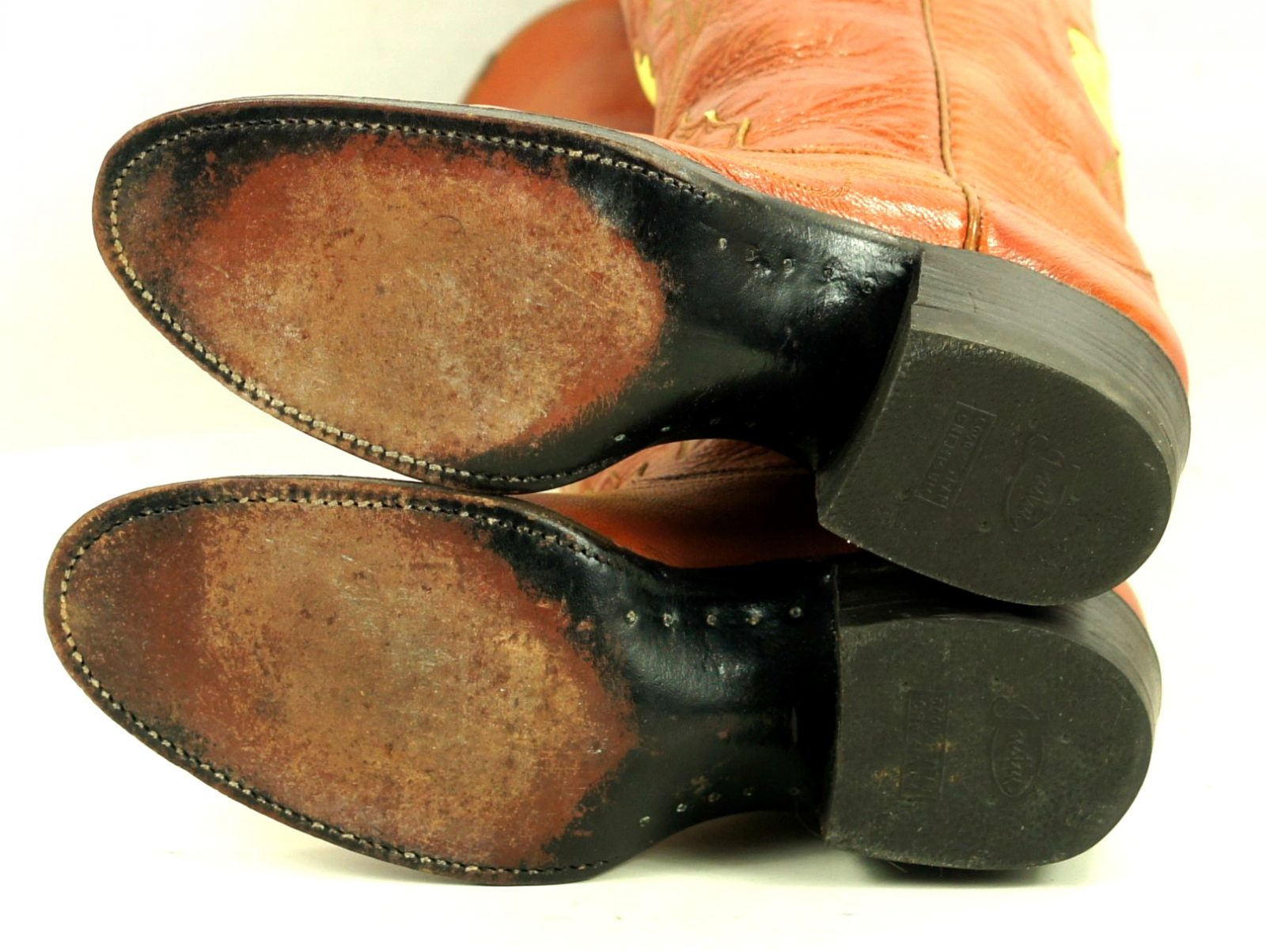 Justin Caramel Leather 18-Inch Tall Cowboy Boots Inlay Yellow Roses Women