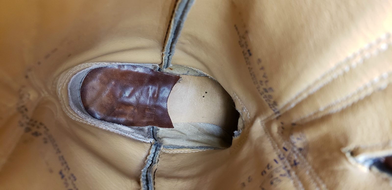 Texas Boot Co Tan Cowboy Western Boots Vintage US Made Oil Resistant Women