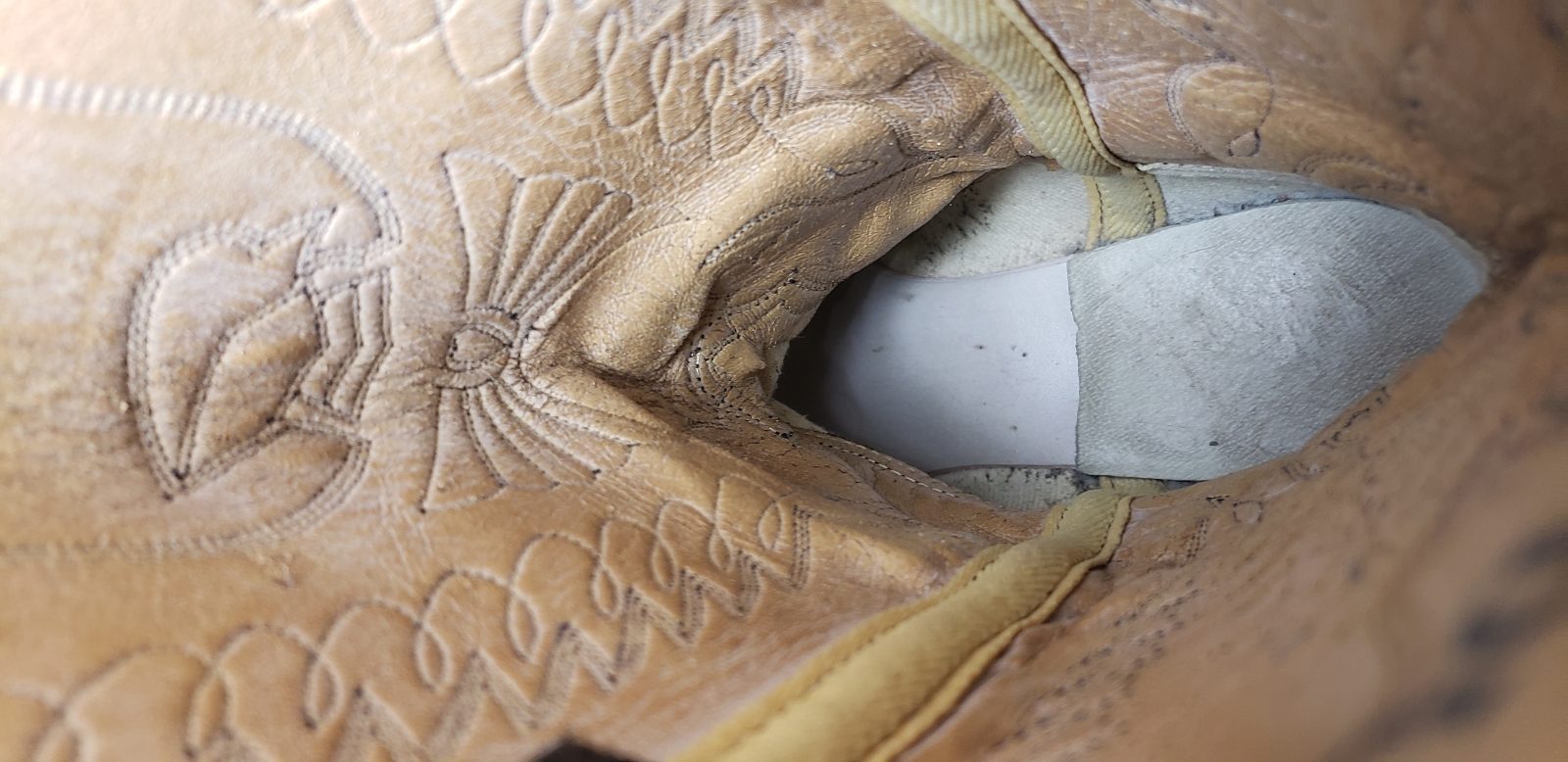 Durango Distressed Brown Leather Cowboy Eagle Boots Vintage US Made Men