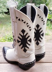 Justin White Cowboy Boots Vintage US Made Navy Blu WIngtips Inlays MINT Women