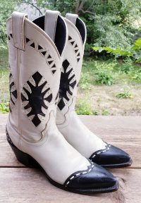 Justin White Cowboy Boots Vintage US Made Navy Blu WIngtips Inlays MINT Women