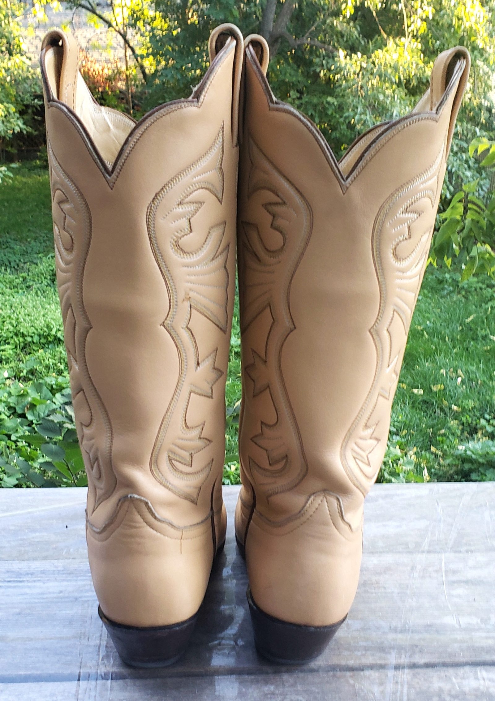 Laramie Cream Leather Scallop Top Cowboy Boots Lizard Toes Vintage Women