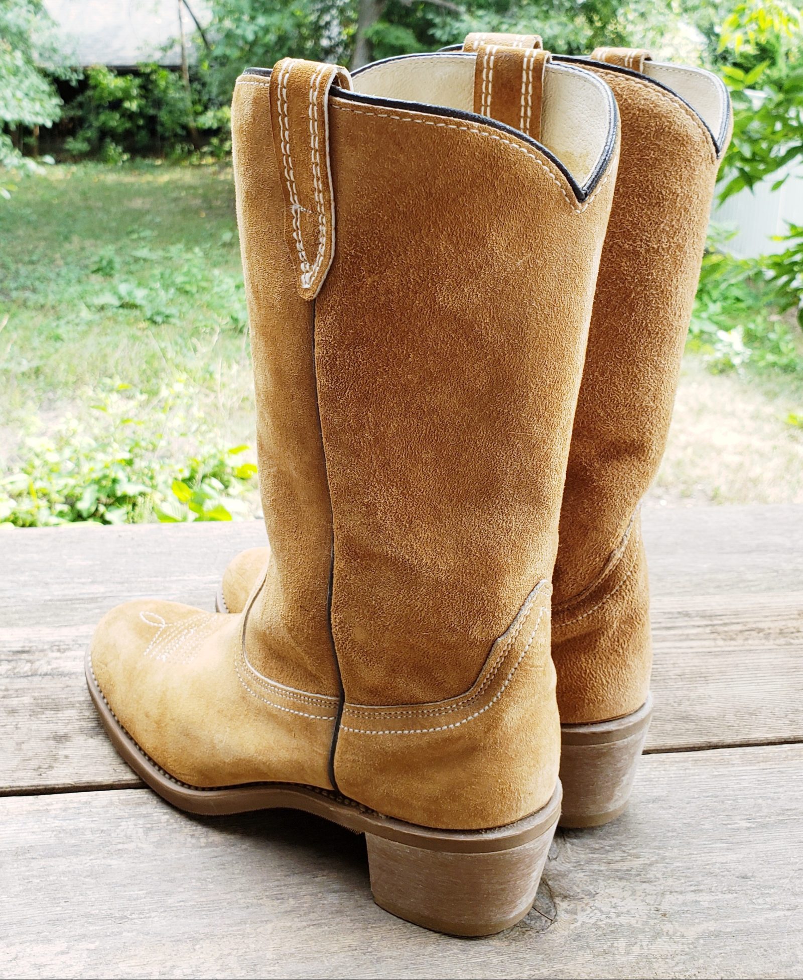 Vintage Wolverine Honey Brown Suede Cowboy Work Boots Vibram Soles Women