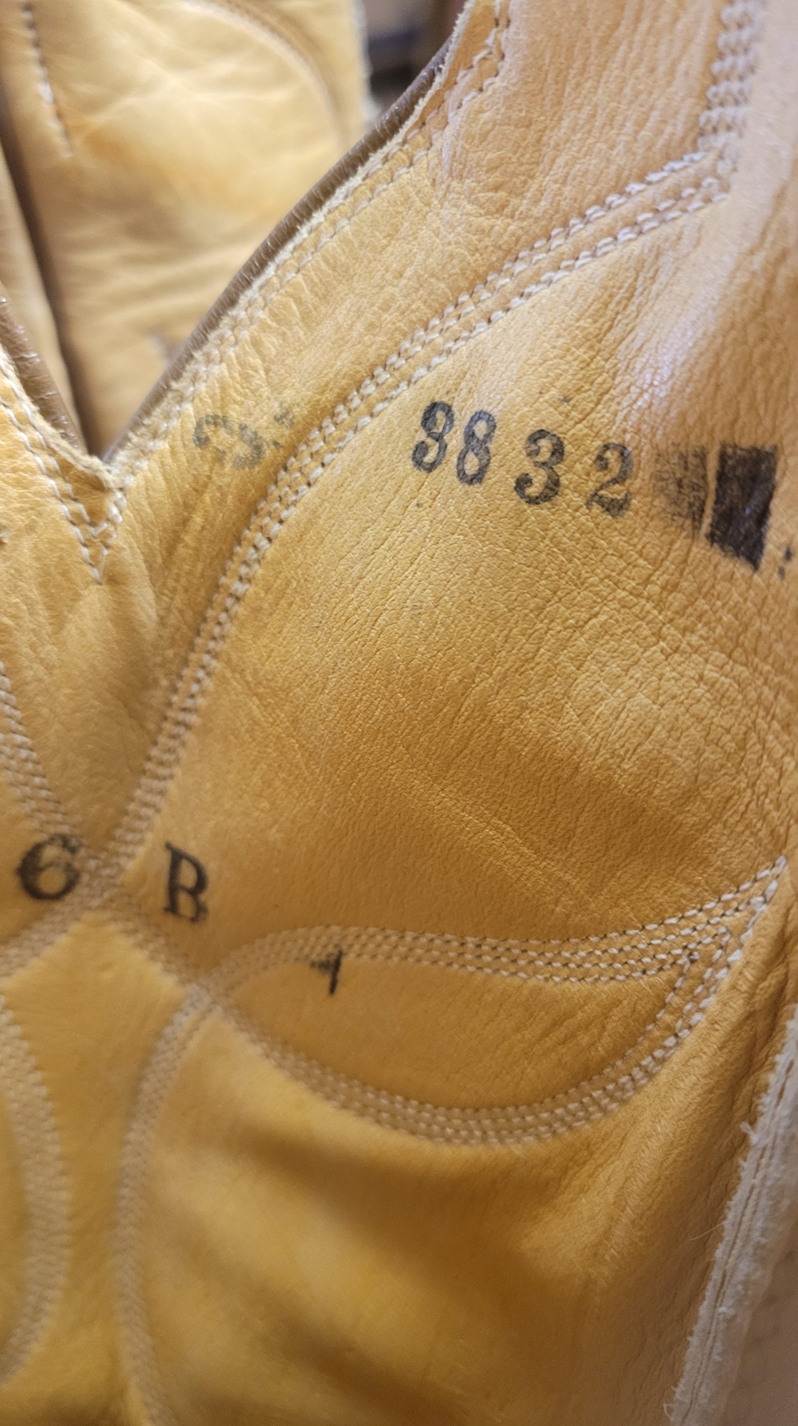 Hondo Buttercup Yellow Cowboy Buckaroo Boots Knee High 17-Inch Tall Women